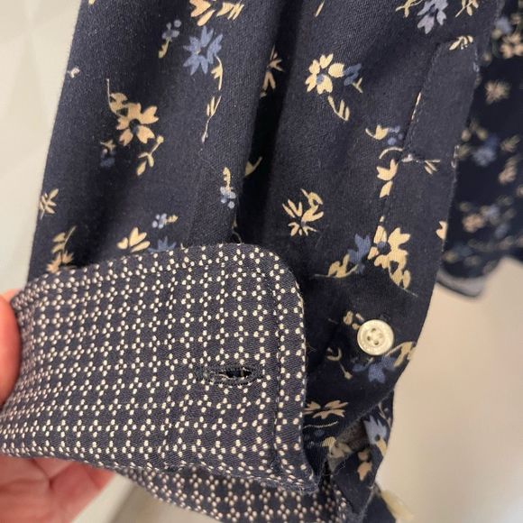 Chaps Women Shirt Large NWOT Button Down Cotton Floral Blouse - Picture 7 of 8